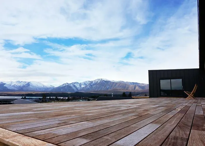 The View Lake Tekapo